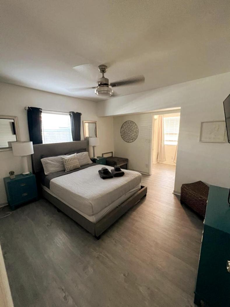 Designed Private Suites In Miami Rum bild